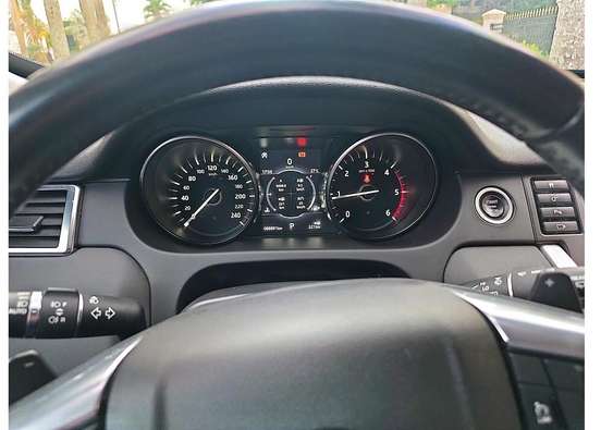 LAND ROVER-DISCOVERY SPORT-2018
