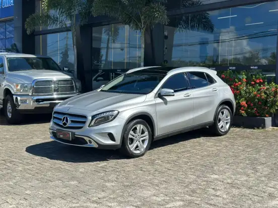 MERCEDES-BENZ-GLA 200-1.6 CGI ENDURO 16V TURBO FLEX 4P AUTOMÁTICO MERCEDES-BENZ-GLA 200-2017