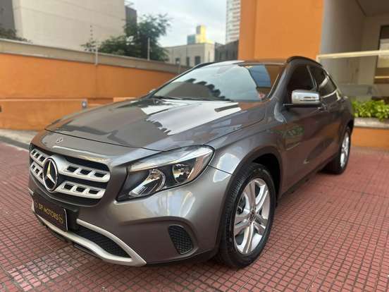 MERCEDES-BENZ-GLA 200-1.6 CGI FLEX STYLE 7G-DCT MERCEDES-BENZ-GLA 200-2017