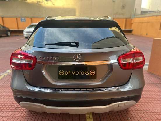 MERCEDES-BENZ-GLA 200-1.6 CGI FLEX STYLE 7G-DCT MERCEDES-BENZ-GLA 200-2017