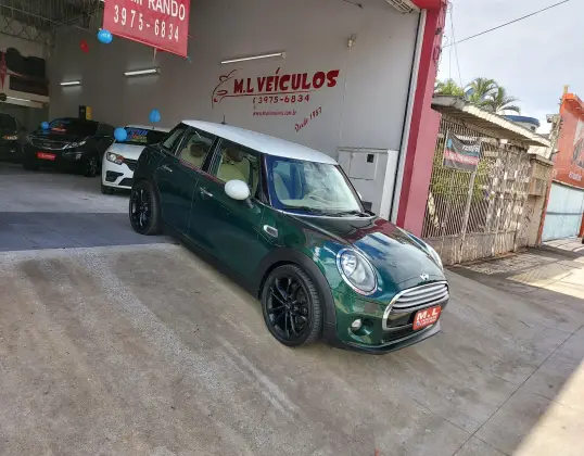 MINI COOPER 1.5 12V TURBO GASOLINA 4P AUTOMÁTICO MINI COOPER 1.5 12V TURBO GASOLINA 4P AUTOMÁTICO