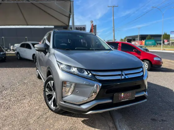 MITSUBISHI ECLIPSE CROSS 1.5 MIVEC TURBO GASOLINA HPE-S S-AWC CVT MITSUBISHI ECLIPSE CROSS 1.5 MIVEC TURBO GASOLINA HPE-S S-AWC CVT