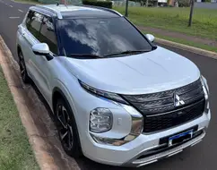 MITSUBISHI OUTLANDER 2.4 PHEV SIGNATURE S-AWC DHT MITSUBISHI OUTLANDER 2.4 PHEV SIGNATURE S-AWC DHT