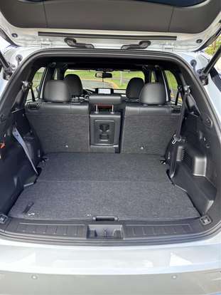 MITSUBISHI-OUTLANDER-2.4 PHEV SIGNATURE S-AWC DHT MITSUBISHI-OUTLANDER-2025