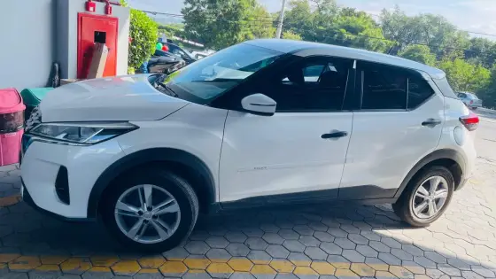 NISSAN KICKS 1.6 16V FLEXSTART ACTIVE XTRONIC NISSAN KICKS 1.6 16V FLEXSTART ACTIVE XTRONIC
