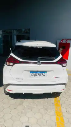 NISSAN-KICKS-2023