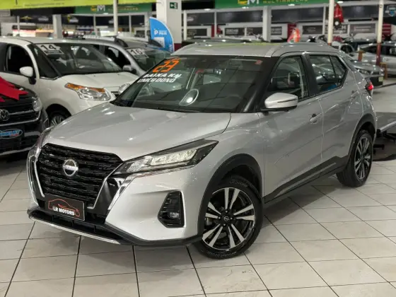 NISSAN KICKS 1.6 16V FLEXSTART EXCLUSIVE XTRONIC NISSAN KICKS 1.6 16V FLEXSTART EXCLUSIVE XTRONIC