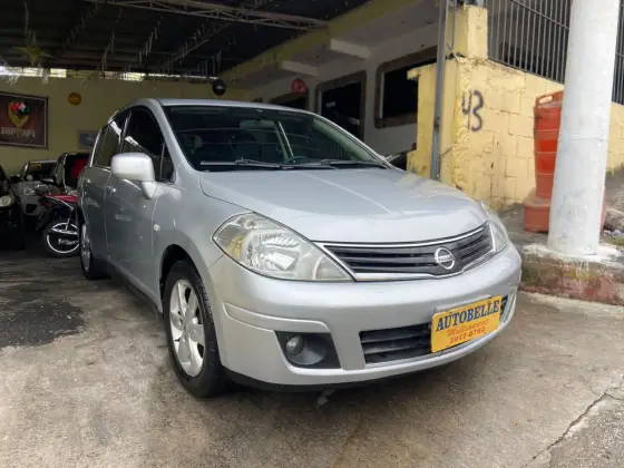 NISSAN TIIDA 1.8 SL 16V FLEX 4P AUTOMÁTICO
