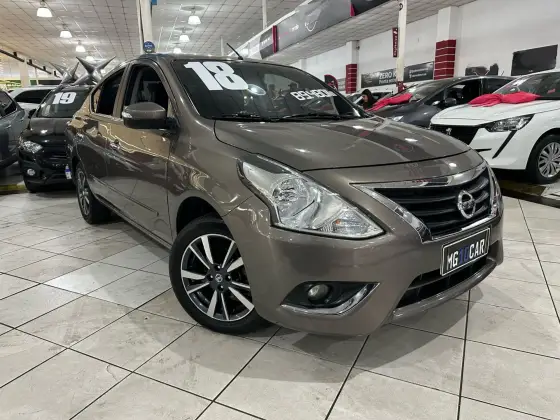 NISSAN VERSA 1.6 16V FLEX SL 4P XTRONIC NISSAN VERSA 1.6 16V FLEX SL 4P XTRONIC