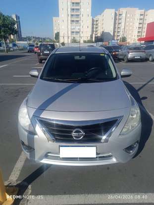 NISSAN-VERSA-2018