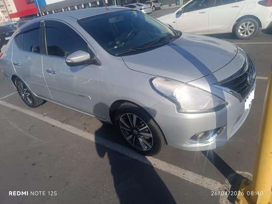 NISSAN-VERSA-2018