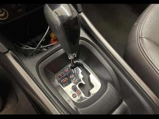 PEUGEOT-2008-1.6 16V FLEX GRIFFE 4P AUTOMÁTICO PEUGEOT-2008-2016