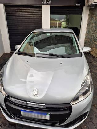 PEUGEOT 208 1.2 ACTIVE 12V FLEX 4P MANUAL
