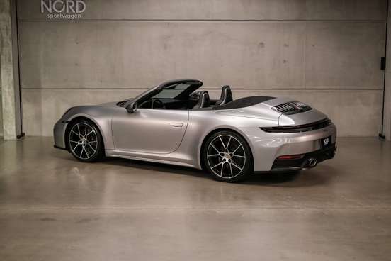 PORSCHE-911-2025