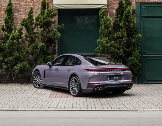 PORSCHE-PANAMERA-2025