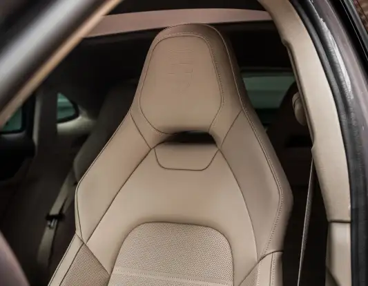 PORSCHE-PANAMERA-2025