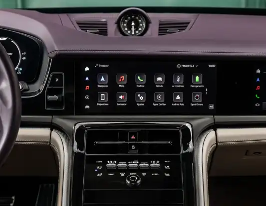 PORSCHE-PANAMERA-2025