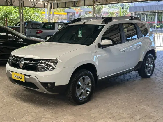 RENAULT DUSTER 2.0 16V HI-FLEX DYNAMIQUE 4WD MANUAL RENAULT DUSTER 2.0 16V HI-FLEX DYNAMIQUE 4WD MANUAL