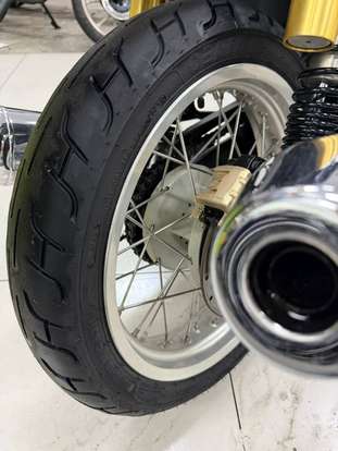 ROYAL ENFIELD-INTERCEPTOR-2021