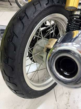 ROYAL ENFIELD-INTERCEPTOR-2021