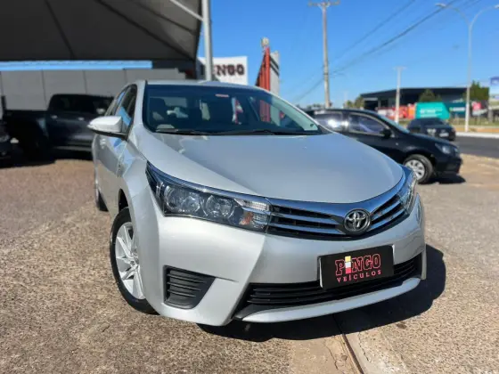 TOYOTA COROLLA 1.8 GLI 16V FLEX 4P AUTOMÁTICO TOYOTA COROLLA 1.8 GLI 16V FLEX 4P AUTOMÁTICO