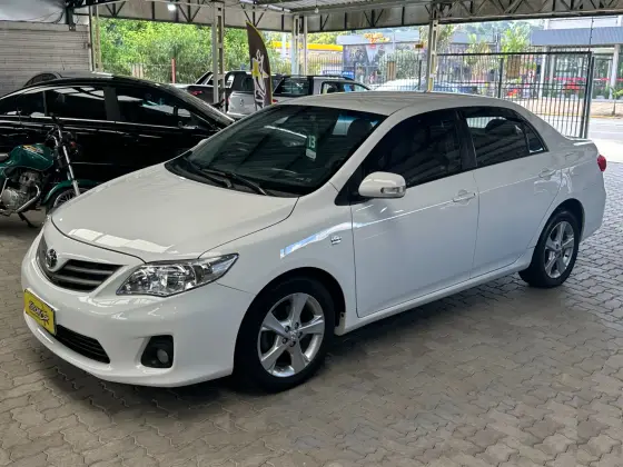 TOYOTA COROLLA 2.0 XEI 16V FLEX 4P AUTOMÁTICO TOYOTA COROLLA 2.0 XEI 16V FLEX 4P AUTOMÁTICO