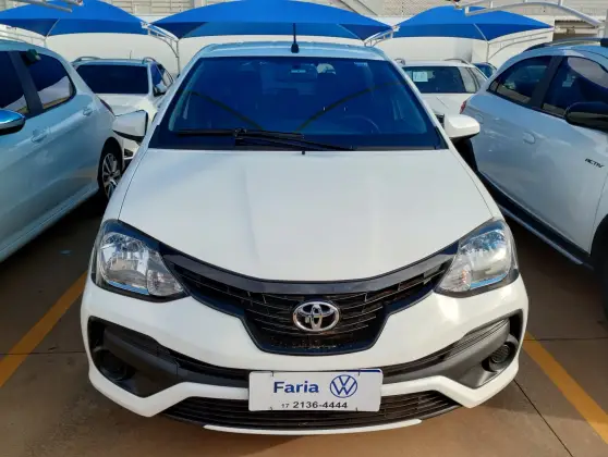 TOYOTA ETIOS 1.3 X 16V FLEX 4P AUTOMÁTICO TOYOTA ETIOS 1.3 X 16V FLEX 4P AUTOMÁTICO