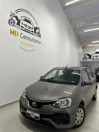 TOYOTA ETIOS 1.5 XS 16V FLEX 4P AUTOMÁTICO TOYOTA ETIOS 1.5 XS 16V FLEX 4P AUTOMÁTICO