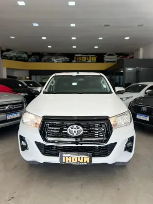 TOYOTA HILUX 2.7 SRV 4X2 CD 16V FLEX 4P AUTOMÁTICO TOYOTA HILUX 2.7 SRV 4X2 CD 16V FLEX 4P AUTOMÁTICO