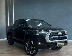 TOYOTA HILUX 2.8 D-4D TURBO DIESEL CD SRX 4X4 AUTOMÁTICO TOYOTA HILUX 2.8 D-4D TURBO DIESEL CD SRX 4X4 AUTOMÁTICO