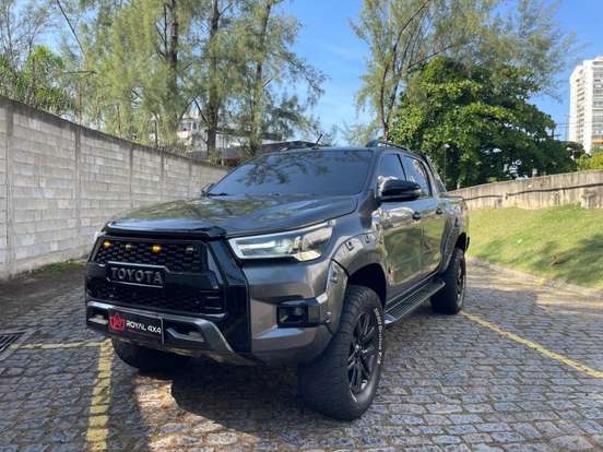 TOYOTA-HILUX-2019