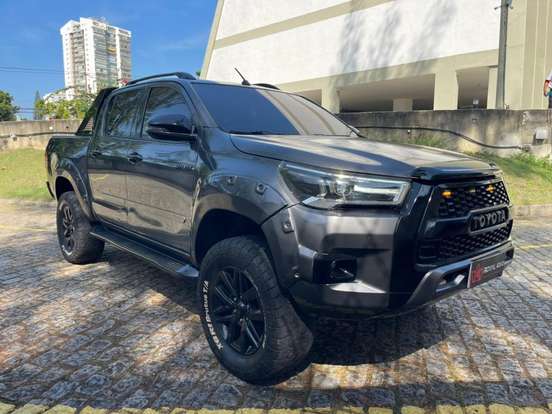 TOYOTA-HILUX-2019