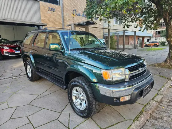 TOYOTA HILUX SW4 3.0 4X4 8V TURBO DIESEL 4P MANUAL TOYOTA HILUX SW4 3.0 4X4 8V TURBO DIESEL 4P MANUAL