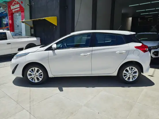 TOYOTA-YARIS-1.3 16V FLEX XL PLUS TECH MULTIDRIVE TOYOTA-YARIS-2018