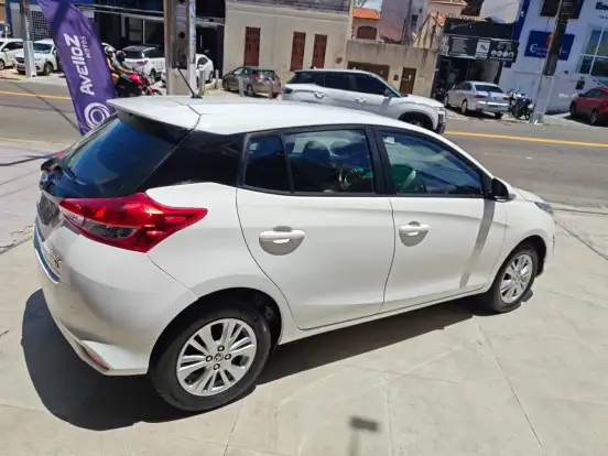 TOYOTA-YARIS-1.3 16V FLEX XL PLUS TECH MULTIDRIVE TOYOTA-YARIS-2018