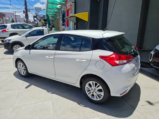 TOYOTA-YARIS-1.3 16V FLEX XL PLUS TECH MULTIDRIVE TOYOTA-YARIS-2018