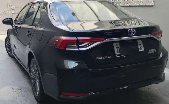 TOYOTA-COROLLA-2019