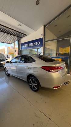 TOYOTA-YARIS-2020