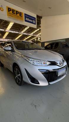 TOYOTA-YARIS-2020