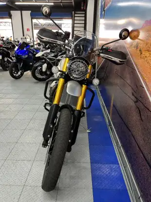 TRIUMPH-SCRAMBLER 1200 XE-2019