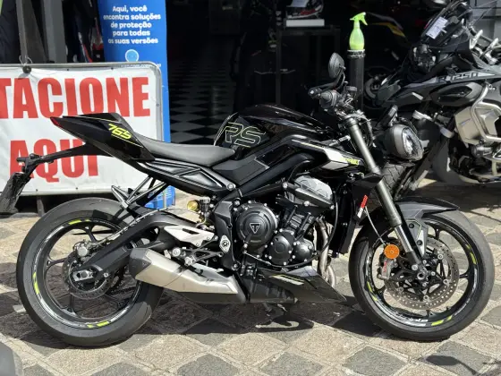 TRIUMPH STREET TRIPLE RS ABS TRIUMPH STREET TRIPLE RS ABS