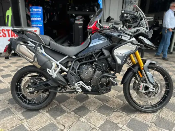 TRIUMPH TIGER 900 RALLY TRIUMPH TIGER 900 RALLY