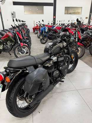 TRIUMPH-BONNEVILLE T100 BLACK 900-2018