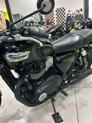 TRIUMPH-BONNEVILLE T100 BLACK 900-2020