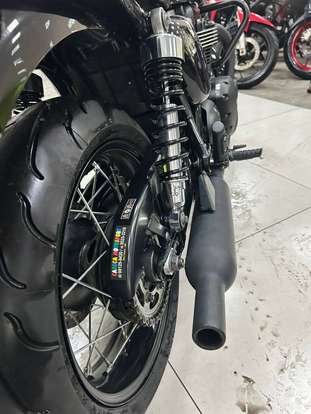 TRIUMPH-BONNEVILLE T100 BLACK 900-2020