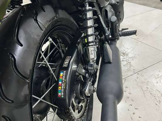 TRIUMPH-BONNEVILLE T100 BLACK 900 TRIUMPH-BONNEVILLE T100 BLACK 900-2020
