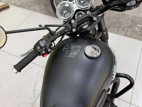 TRIUMPH-BONNEVILLE T120 BLACK 1200 TRIUMPH-BONNEVILLE T120 BLACK 1200-2021