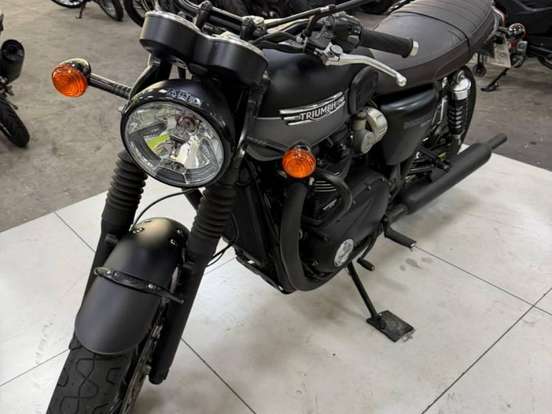 TRIUMPH-BONNEVILLE T120 BLACK 1200 TRIUMPH-BONNEVILLE T120 BLACK 1200-2021