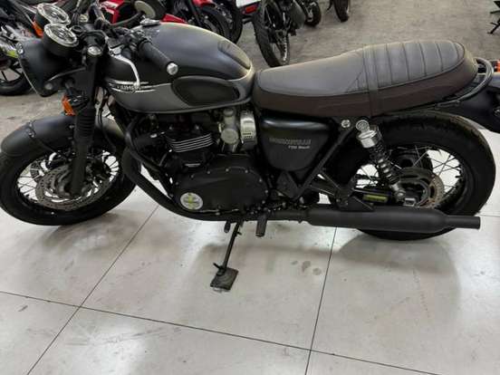 TRIUMPH-BONNEVILLE T120 BLACK 1200 TRIUMPH-BONNEVILLE T120 BLACK 1200-2021