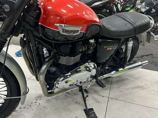 TRIUMPH-BONNEVILLE T 100 865 TRIUMPH-BONNEVILLE T 100 865-2015